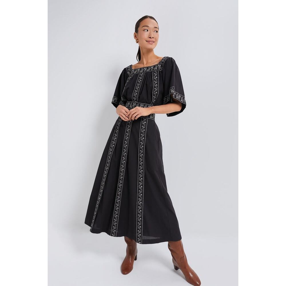 TUCKERNUCK Embroidered Bouquet Jansen Skirt Size M NWT Retail $188 Tuckernuck - Picture 4 of 8